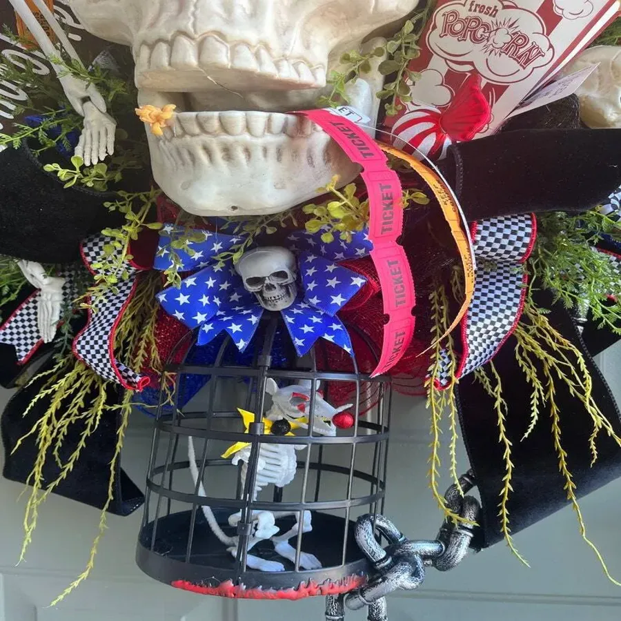 Fun house wreath