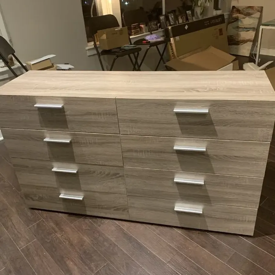 8 Drawer 55.12'' W Double Dresser