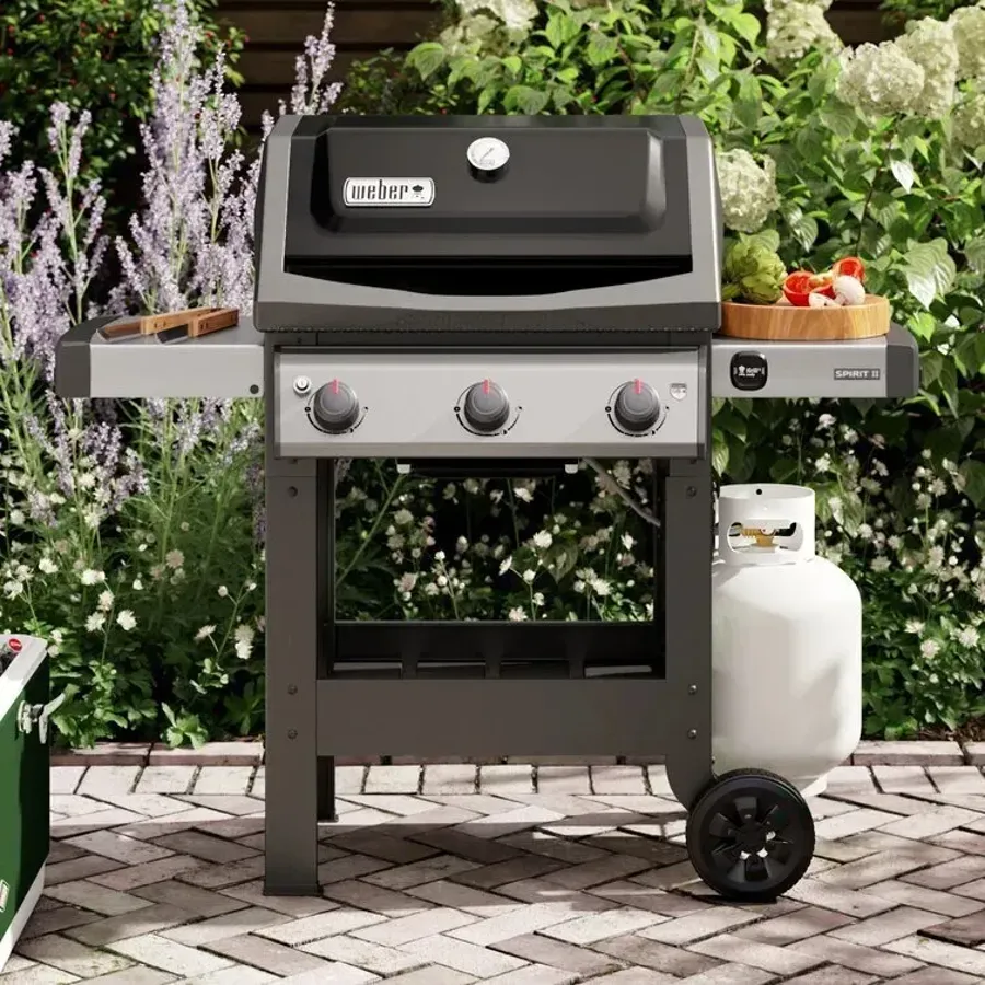 Spirit II E-310 Gas Grill