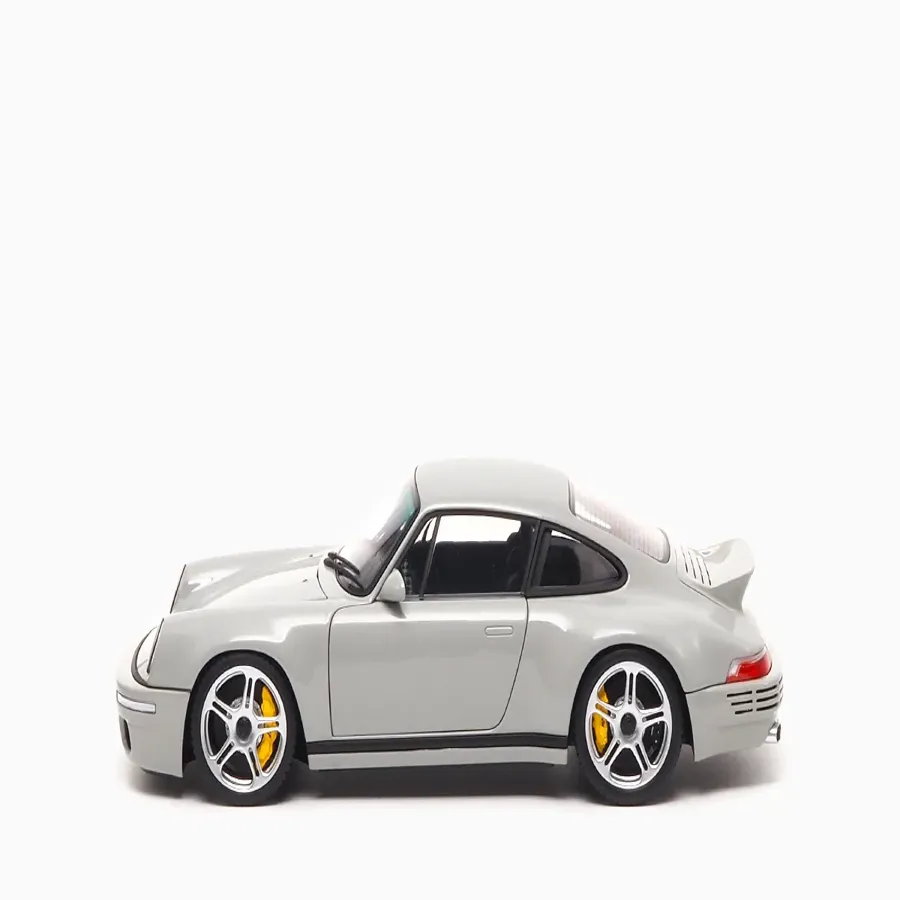 RUF SCR – 2018 Chalk Grey 1:18 Limited Edition by Almost Real