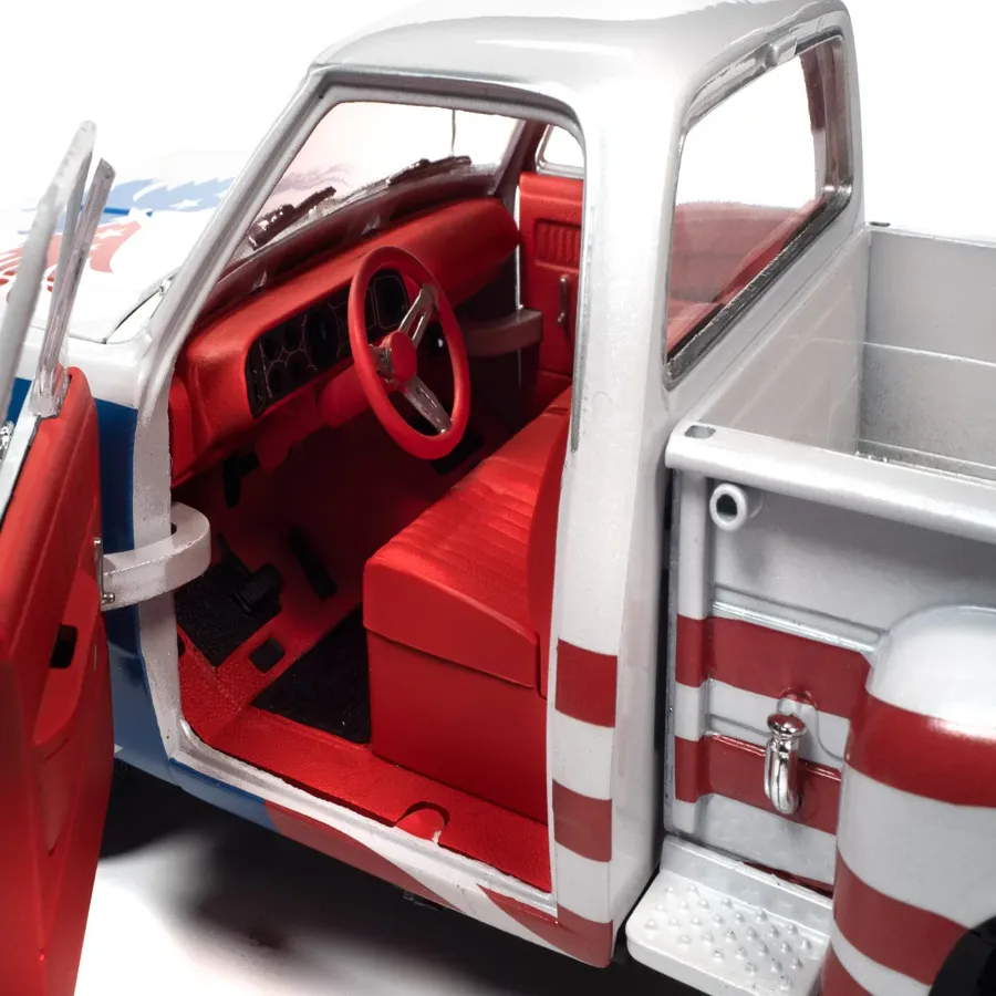 1980 Stepside Patriotic Pickup 1:18 Scale (DUE JUNE 2023)