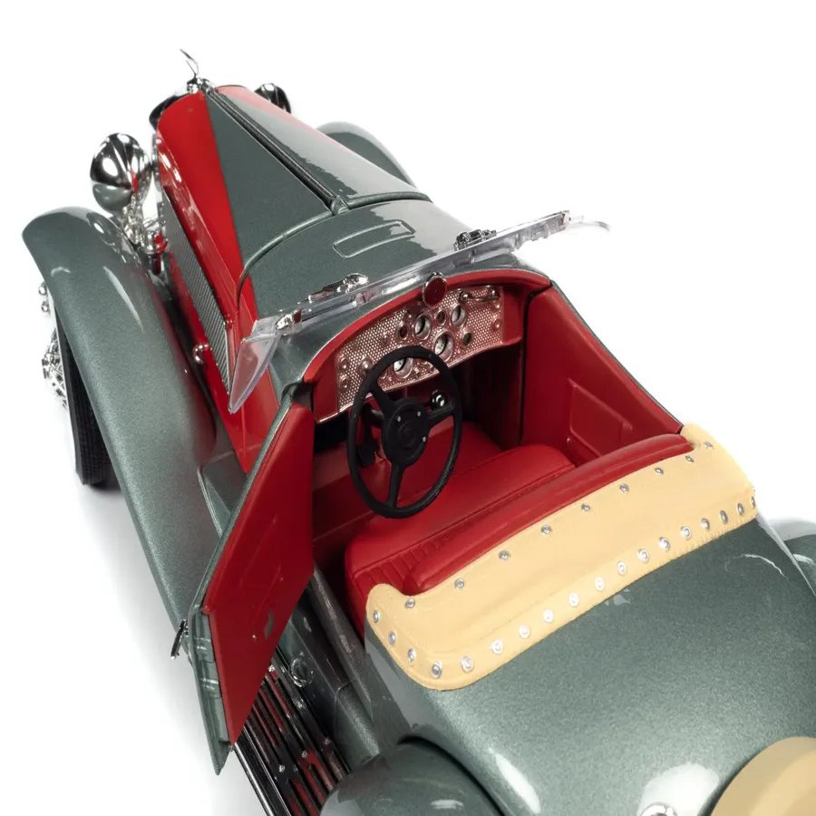 1935 Duesenberg SSJ (Red and Silver) 1:18 Scale