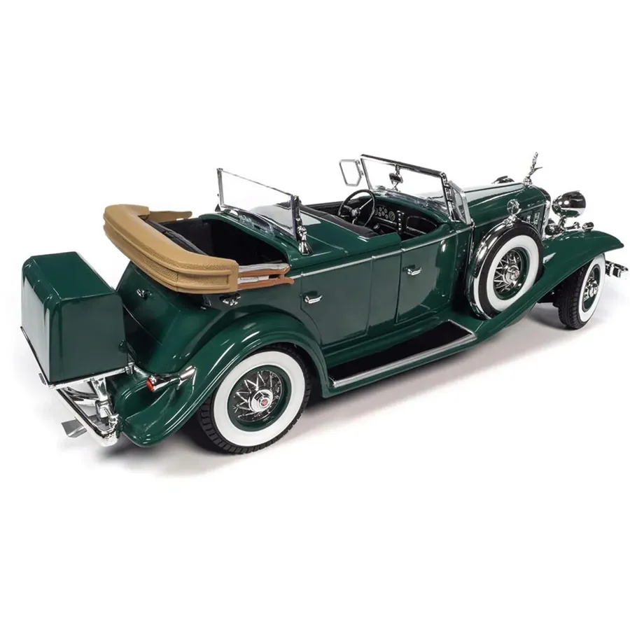 1932 V16 Phaeton 1:18 Scale Diecast Replica Model