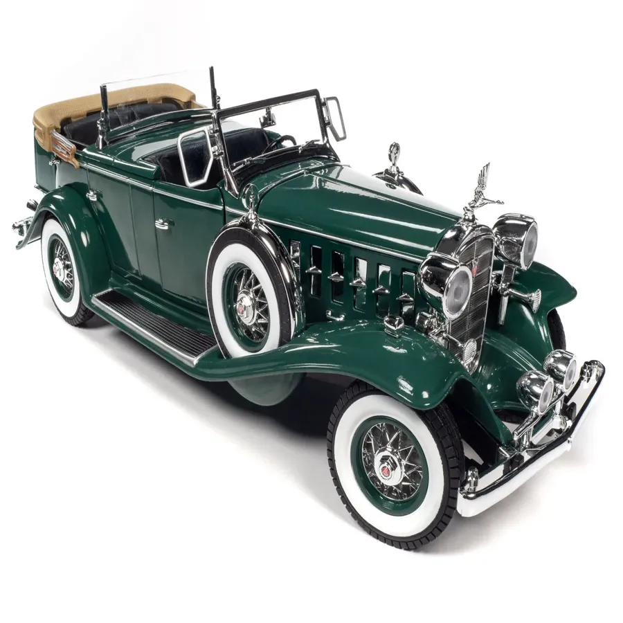 1932 V16 Phaeton 1:18 Scale